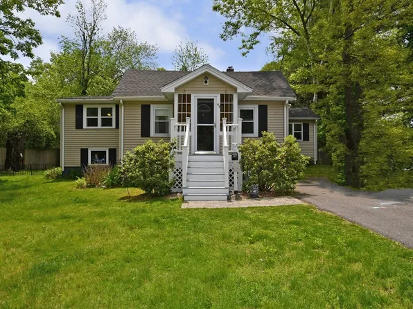 43 Wentworth St, Westwood, MA 02090