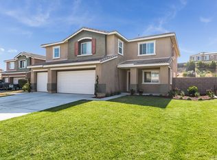 9348 Golden Lantern Rd, Riverside, CA 92508
