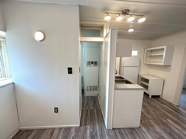 407 Tecolote St #2 — Photo 10