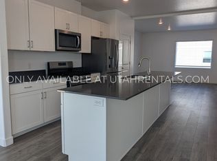 1139 E Hatch Row, Saratoga Springs, UT 84045
