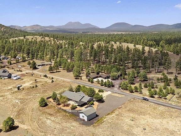 2nd image of 7050 VISTA DE ORO --