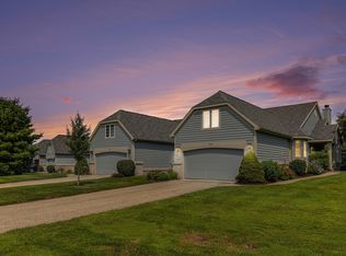 7687 Greenbrier Dr NE, Rockford, MI 49341