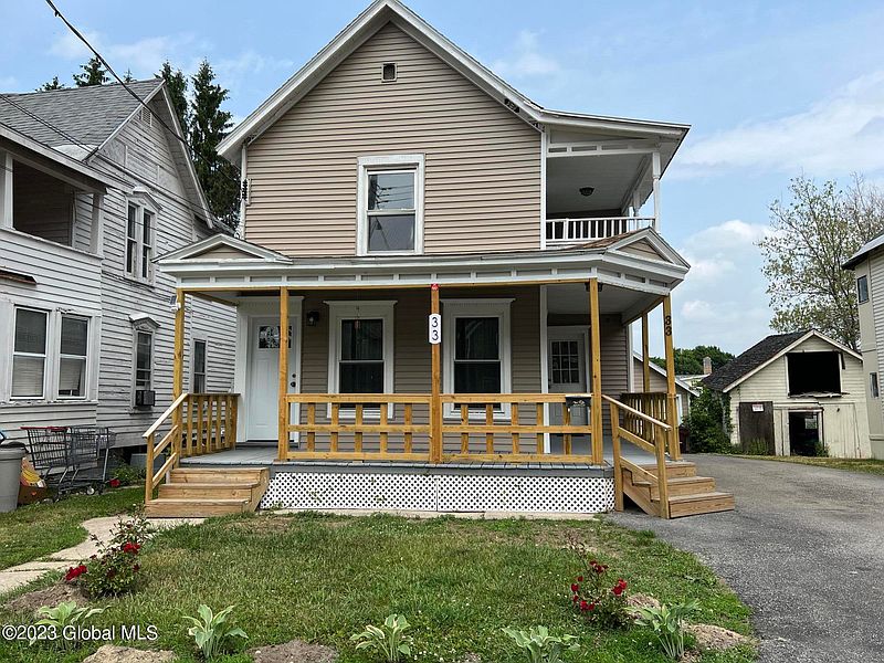 2nd image of 33 5th Avenue