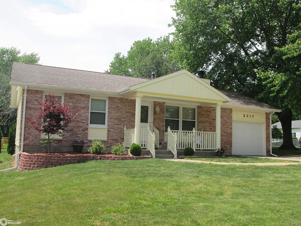 1st image of 2317 Dehn St