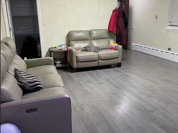 4th image of 4550 158th Street