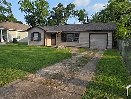 2455 Hayes Ln
