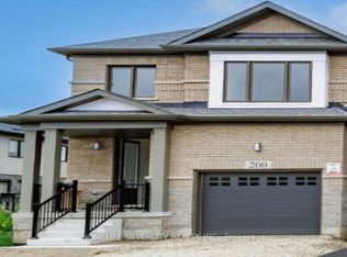 200 Newman Dr, Cambridge, ON N1S 0E2