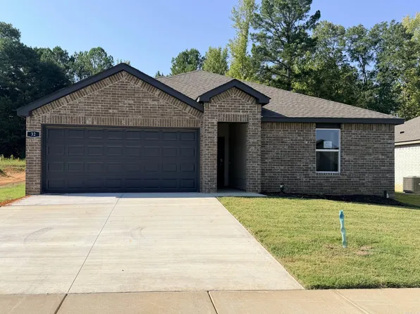 32 Wolfsbridge Loop, Cabot, AR 72023