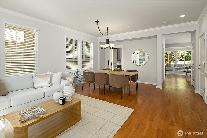 4th image of 18316 NE 111th Street