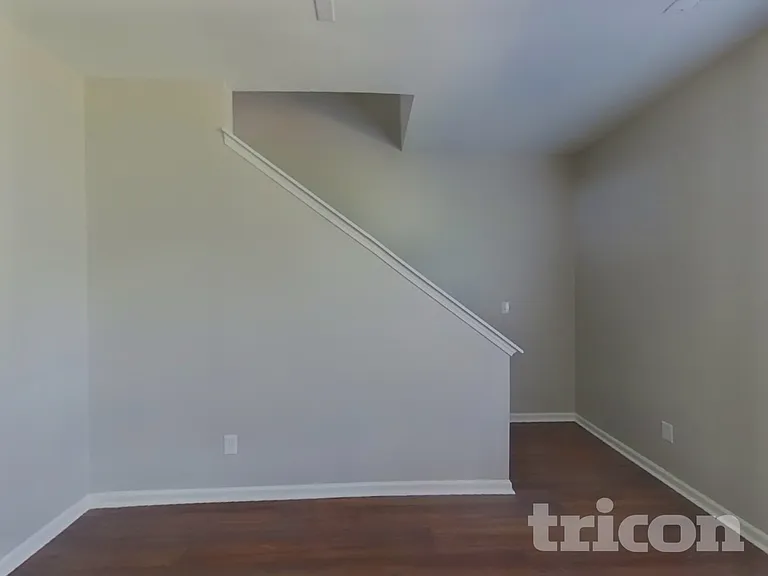 1522 Ladora Dr — Photo 6