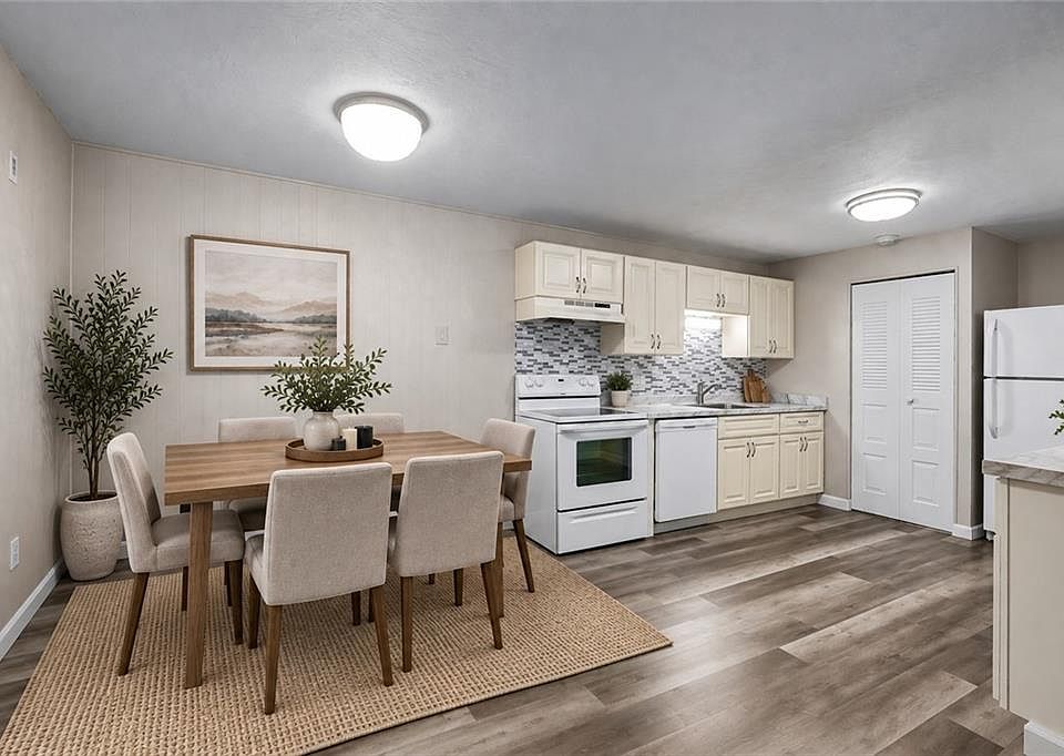 1st image of 300 Smithfield Rd APT 5-34
