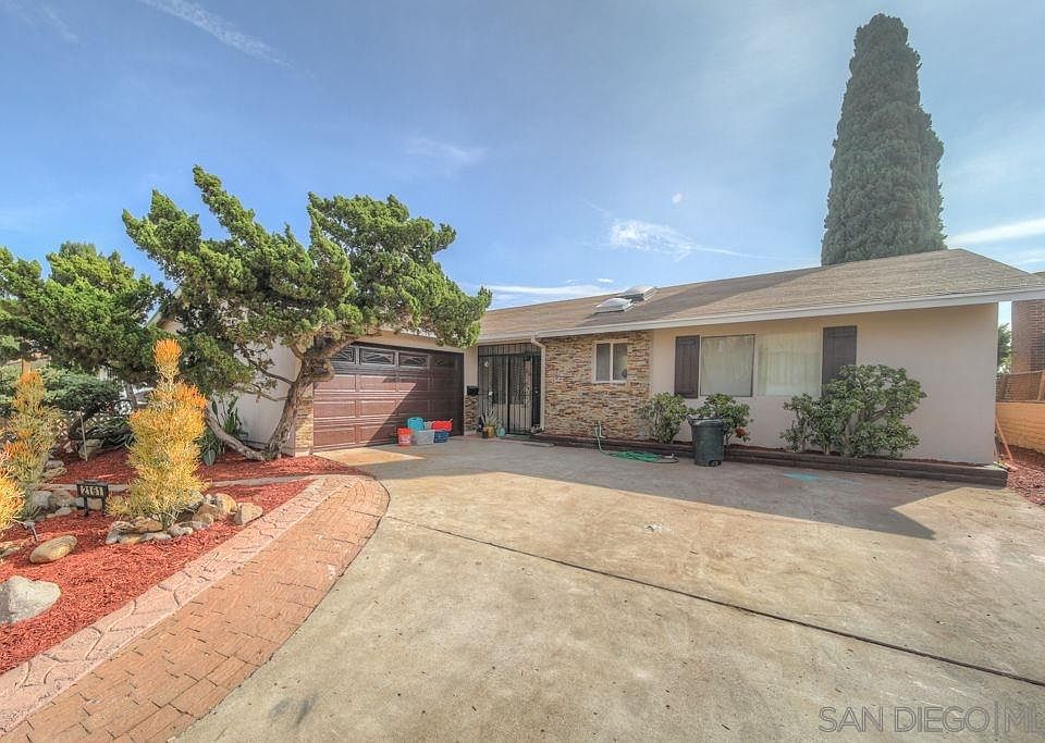1st image of 2161 Crandall Dr