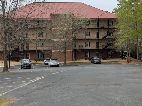 111 Lee Road 802 Unit 142, Valley, AL 36854