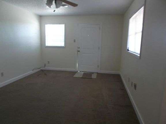 2nd image of 606 Gerry Dr