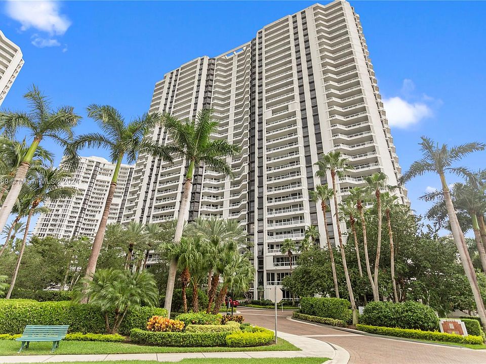1st image of 21055 Yacht Club Dr APT 1805