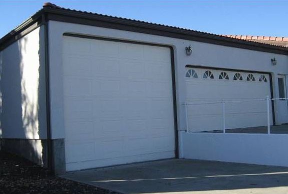 3508 SW Hillcrest Dr.