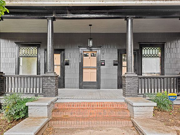 5th image of 409 W 1st St #1