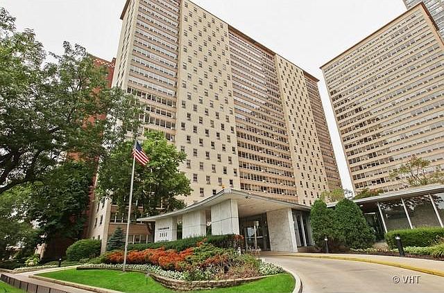 1st image of 3950 N Lake Shore Dr APT 528