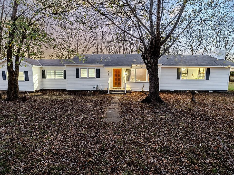 1st image of 775 S Lake Sequoyah Dr