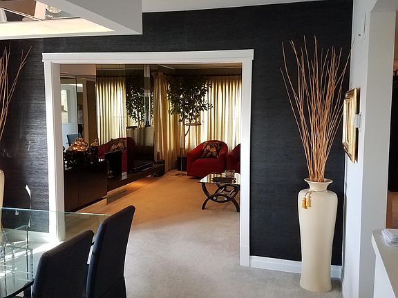 2nd image of 5920 W Cullom Ave #2F