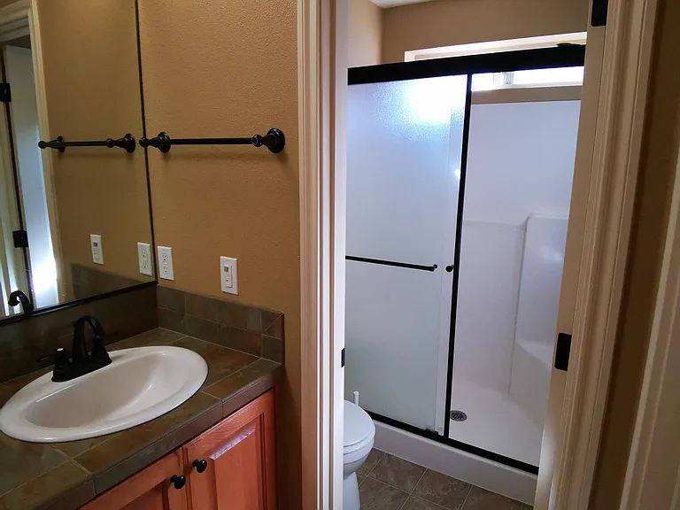 4809 NW Blandy Ter — Photo 8