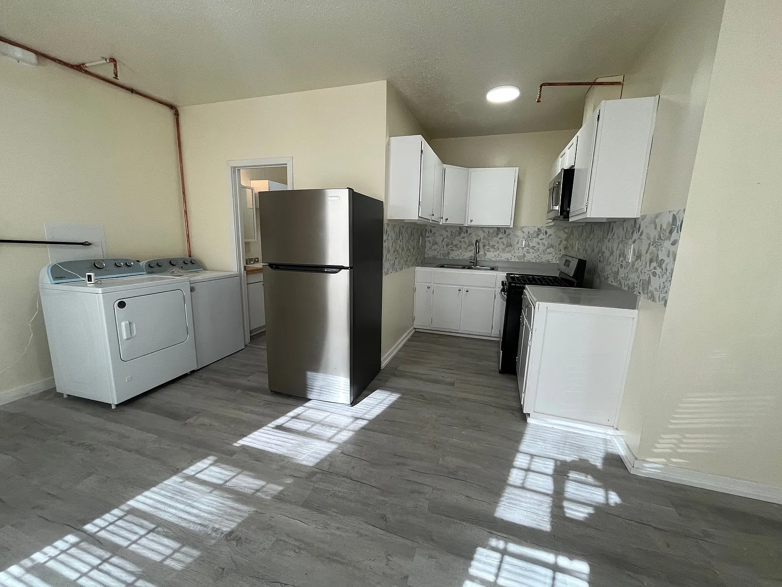170 Meriden Road - 3 or C — Photo 3