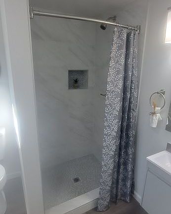 5th image of 1451 Biltmore St