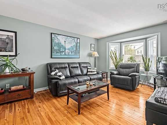 4th image of 100 Governors Lake Dr