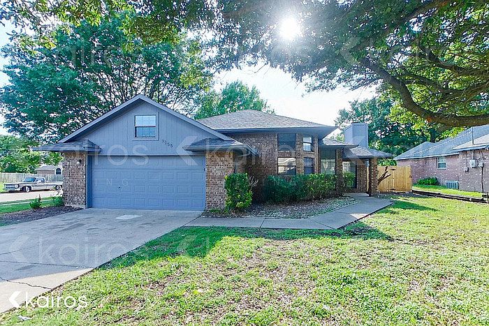 1st image of 2155 Glenn Ln