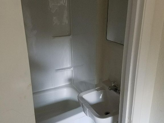 4th image of 400 N Avenue K APT 30