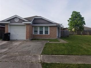 5304 Timber Crest Dr, New Orleans, LA 70131