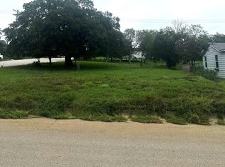 207 N Ridge St, Lampasas, TX 76550