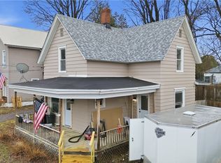 6 Howard St, Dolgeville, NY 13329