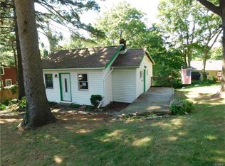 20 Huntington Rd, Carmel, NY 10512