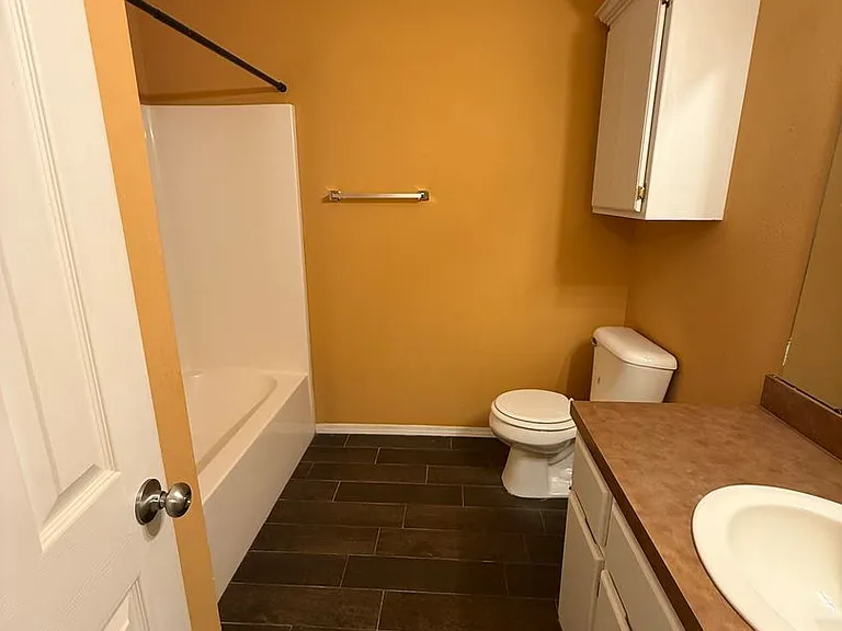 304 Cole St — Photo 14