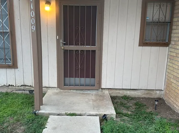 11009 Valley Star Dr, San Antonio, TX 78224