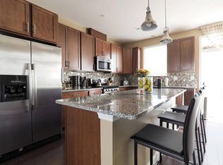 33 Meridian Ln, Towson, MD 21286