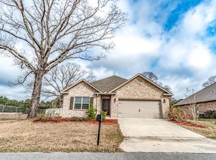 3551 Autumn Woods Dr, Crestview, FL 32539