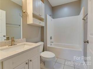 8919 Meadow Vista Rd, Charlotte, NC 28213