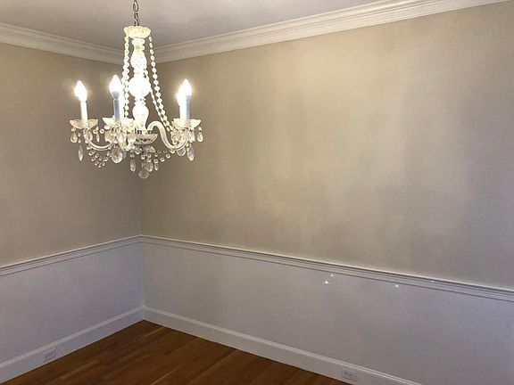 Dining Room (new paint)