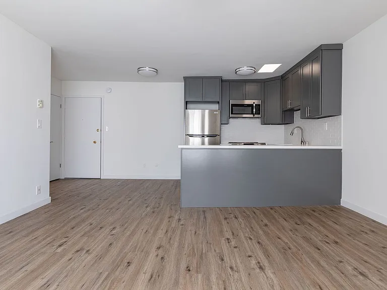 410 & 414 Manhattan Pl Los Angeles CA — Photo 4