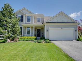 745 Stewart Ave, North Aurora, IL 60542