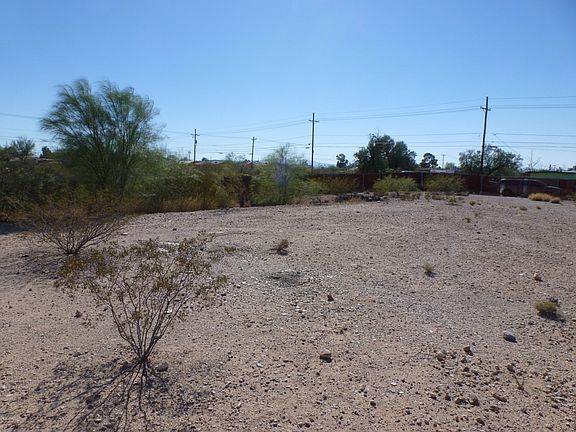 2nd image of 6245 S Fontana Ave