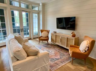 84 N Barrett Sq APT 2, Inlet Beach, FL 32461