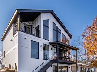 126 9th St, Saratoga Springs, NY 12866