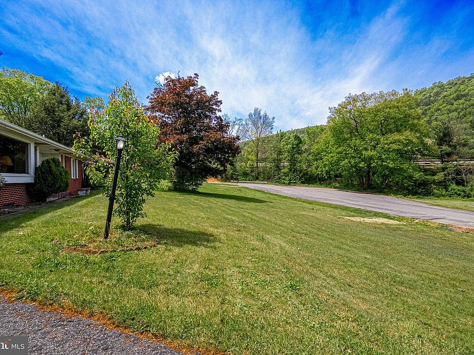 4th image of 1249 Braddock Rd