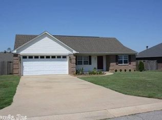 401 Village Dr, Searcy, AR 72143