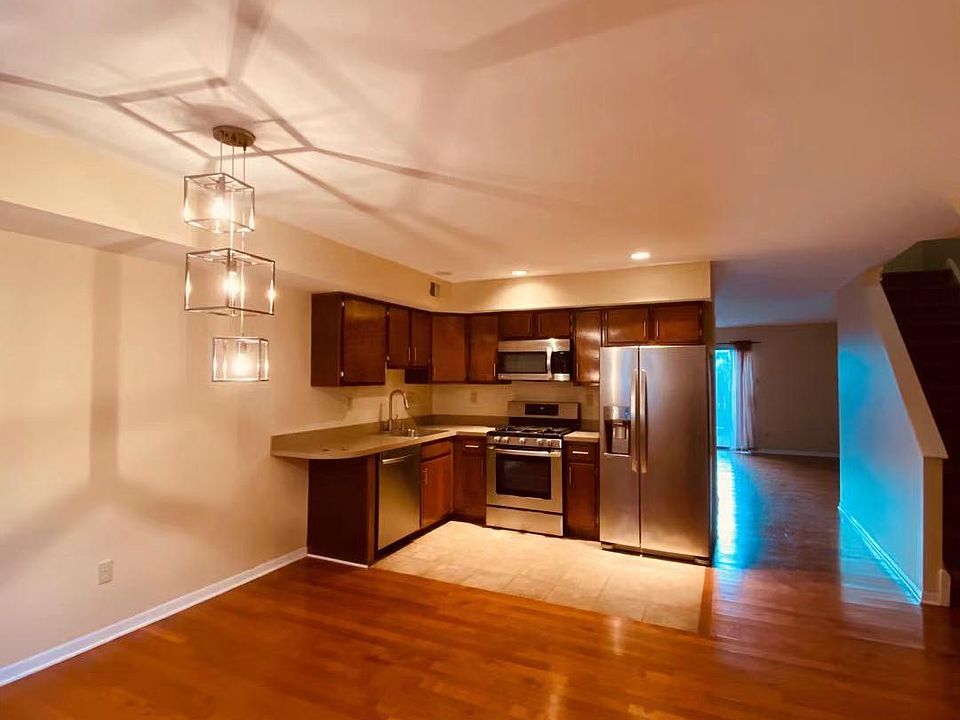 1st image of 826 N 26th St #1