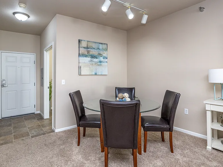 Hearthstone Apartments and Townhomes — Photo 5