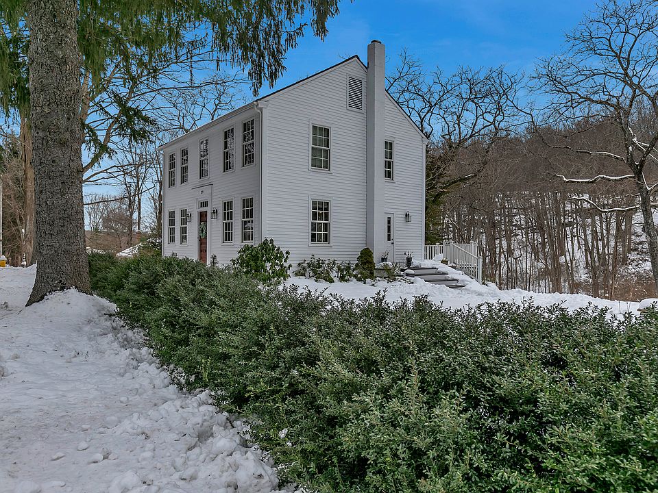 29 Goose Hill Road
